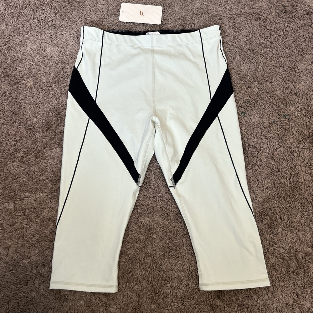 Fabletics women’s light green and Black Leggings